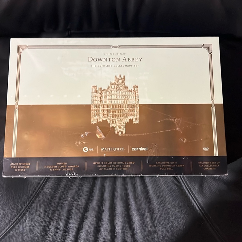 New Downtown Abbey Limited Edition DVD Set